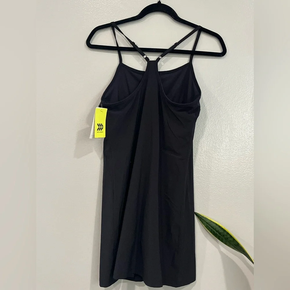Women’s Flex Strappy Active Dress.    Black.   S